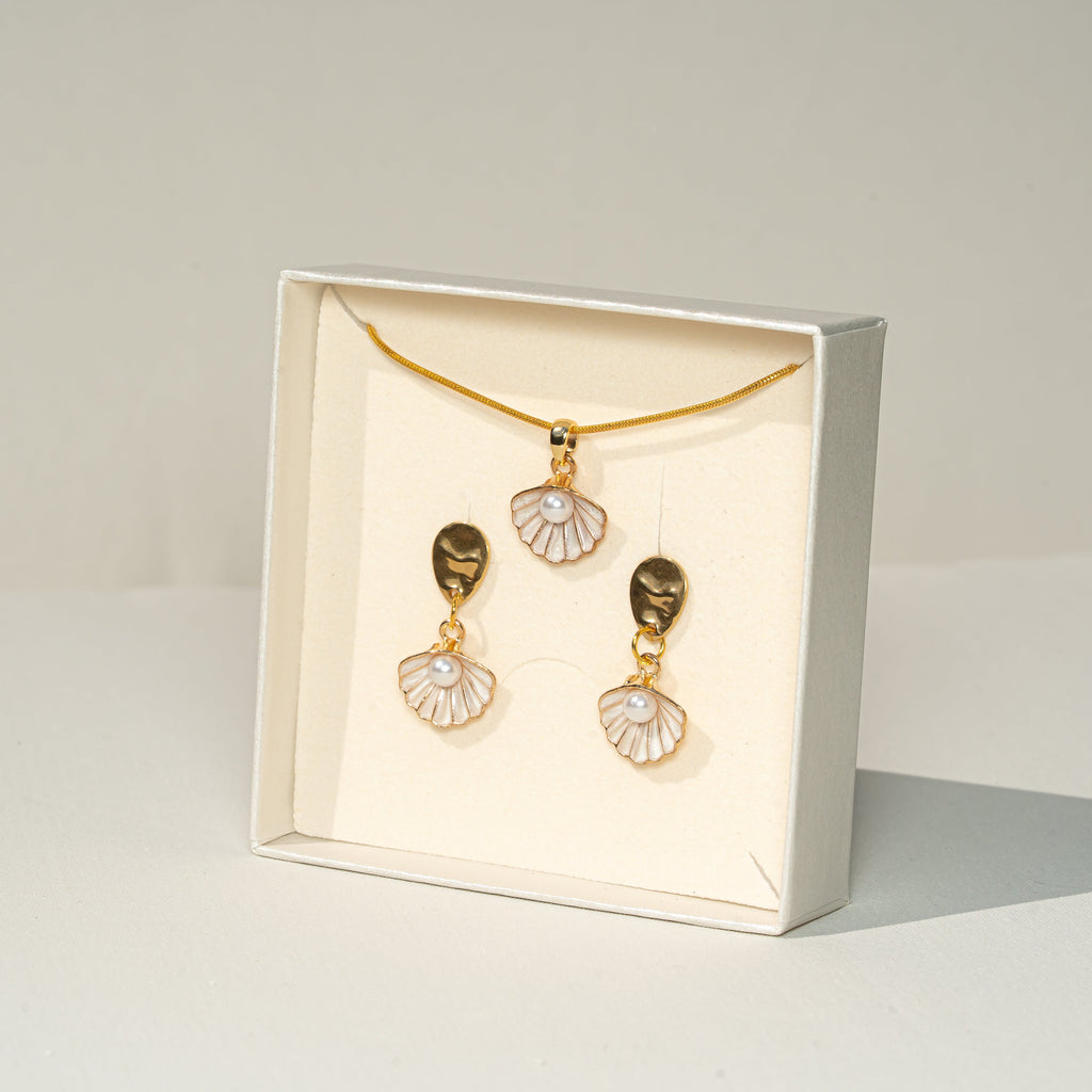 Kette & Ohrringe