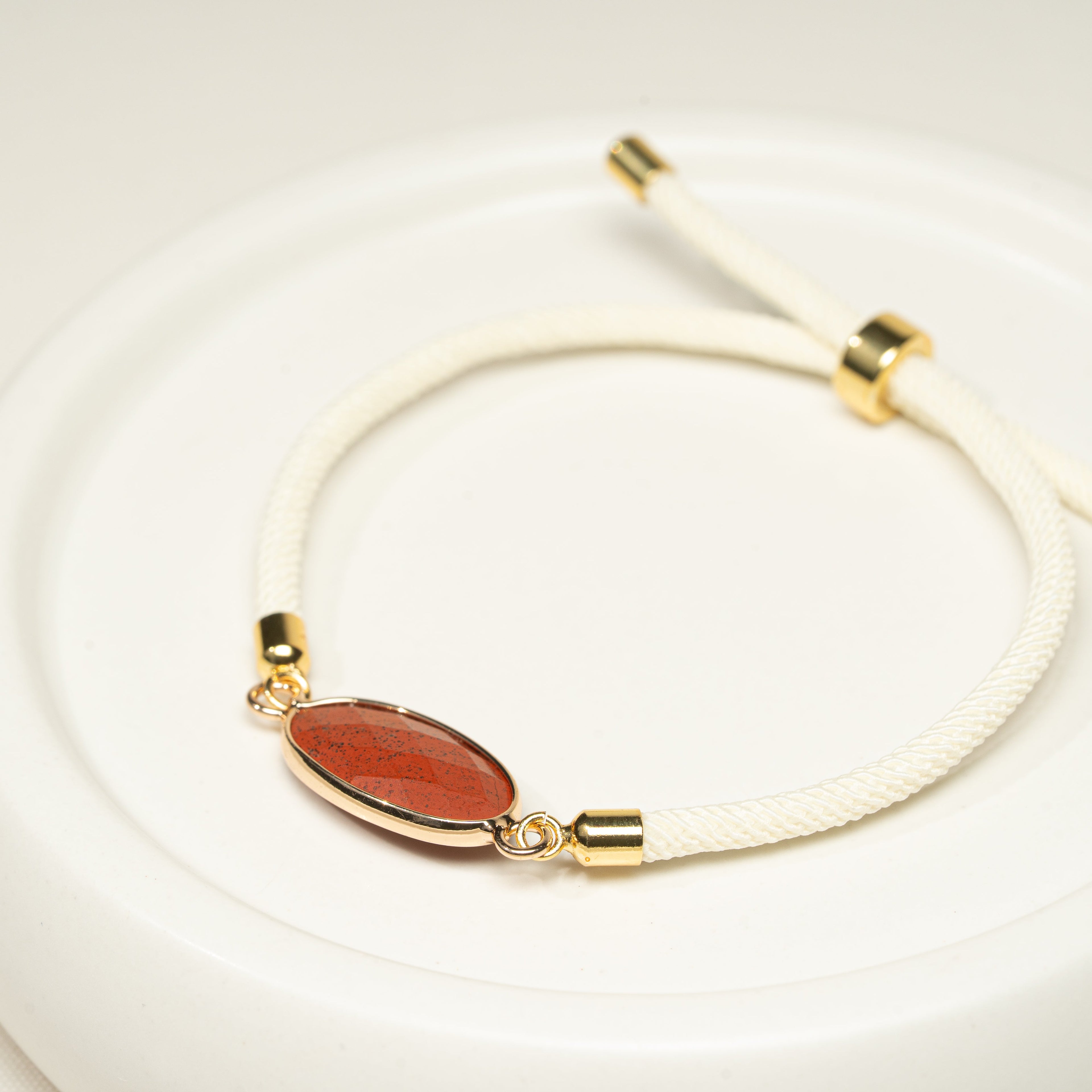 Armband mit echten Edelsteinen, handmade