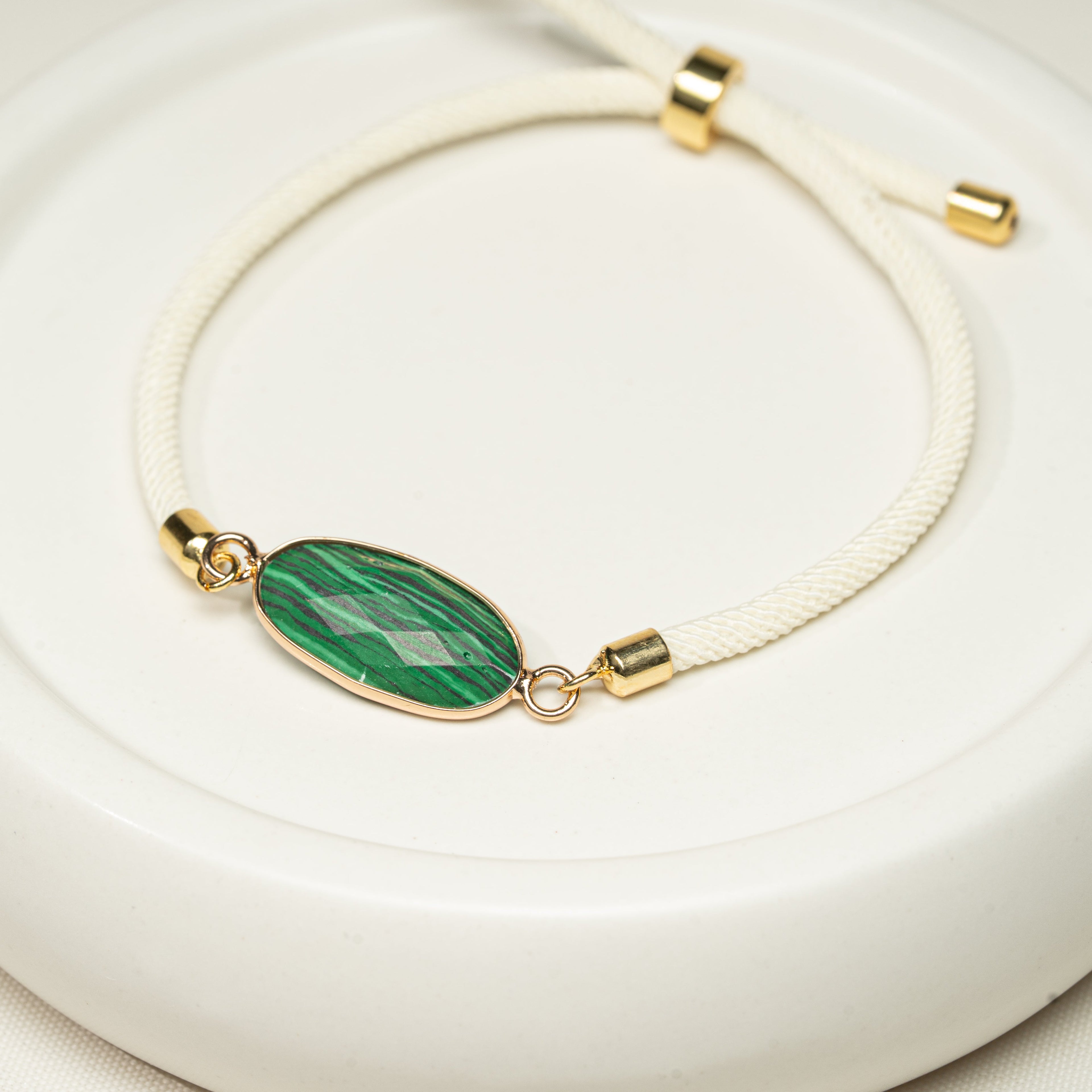 Armband mit echten Edelsteinen, handmade